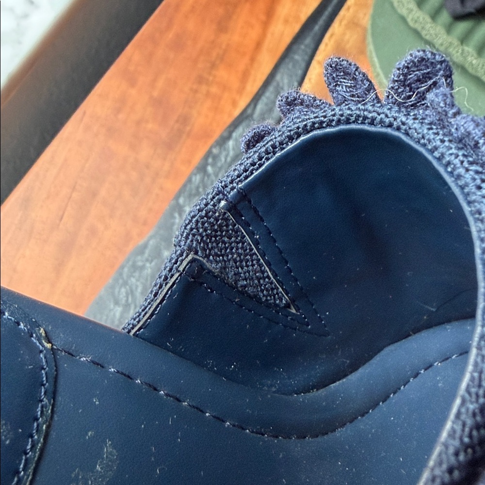 Vince Camuto Navy Floral wedges - Picture 5 of 5